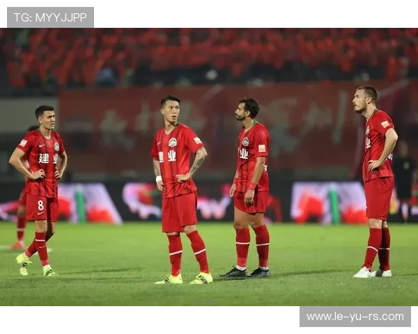 米德尔斯堡球迷热情不减，主场助威力挺球队迎战强敌